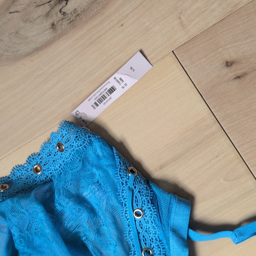 VS Lingerie teddy Strappy  Eyelash Lace - Picture 5 of 6